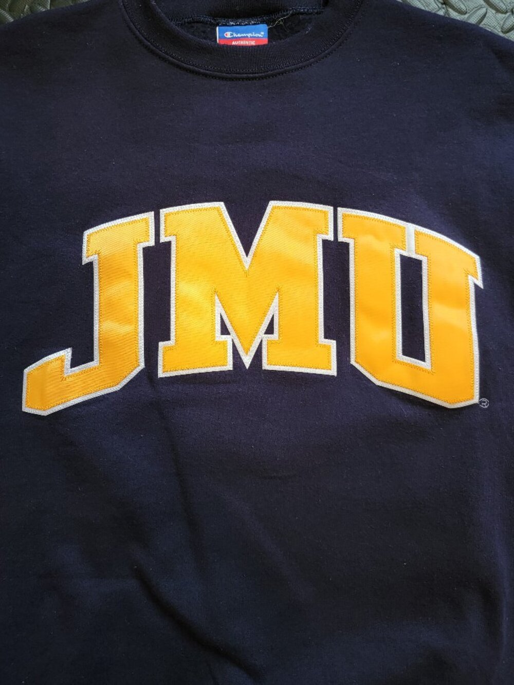James Madison University Men's Champion Embroidered Purple Crewneck Sweatshirt M